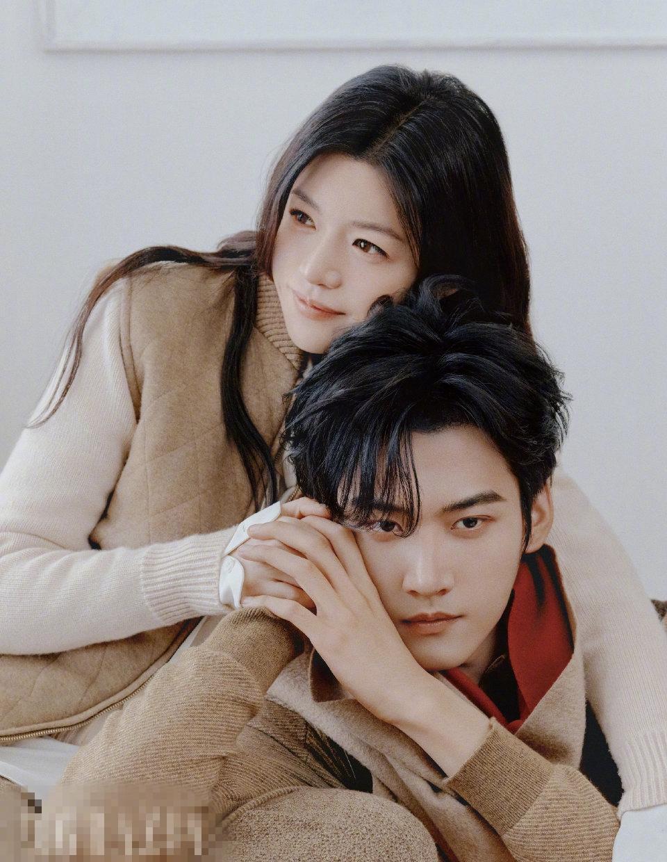 搭档眼神空洞，她却永远深情——42岁的陈妍希，凭什么？红秀杂志拍摄现场，周柯宇