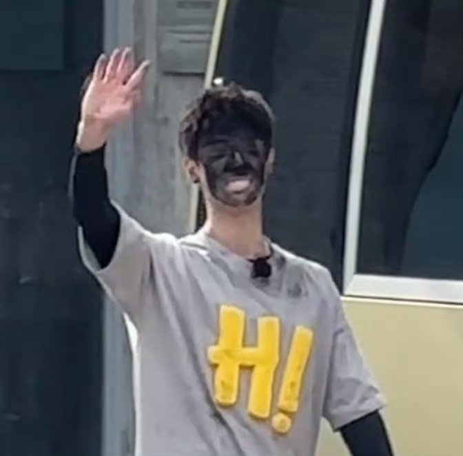哈哈哈哈哈疑似李昀锐黑化了😬李昀锐黑脸​​​