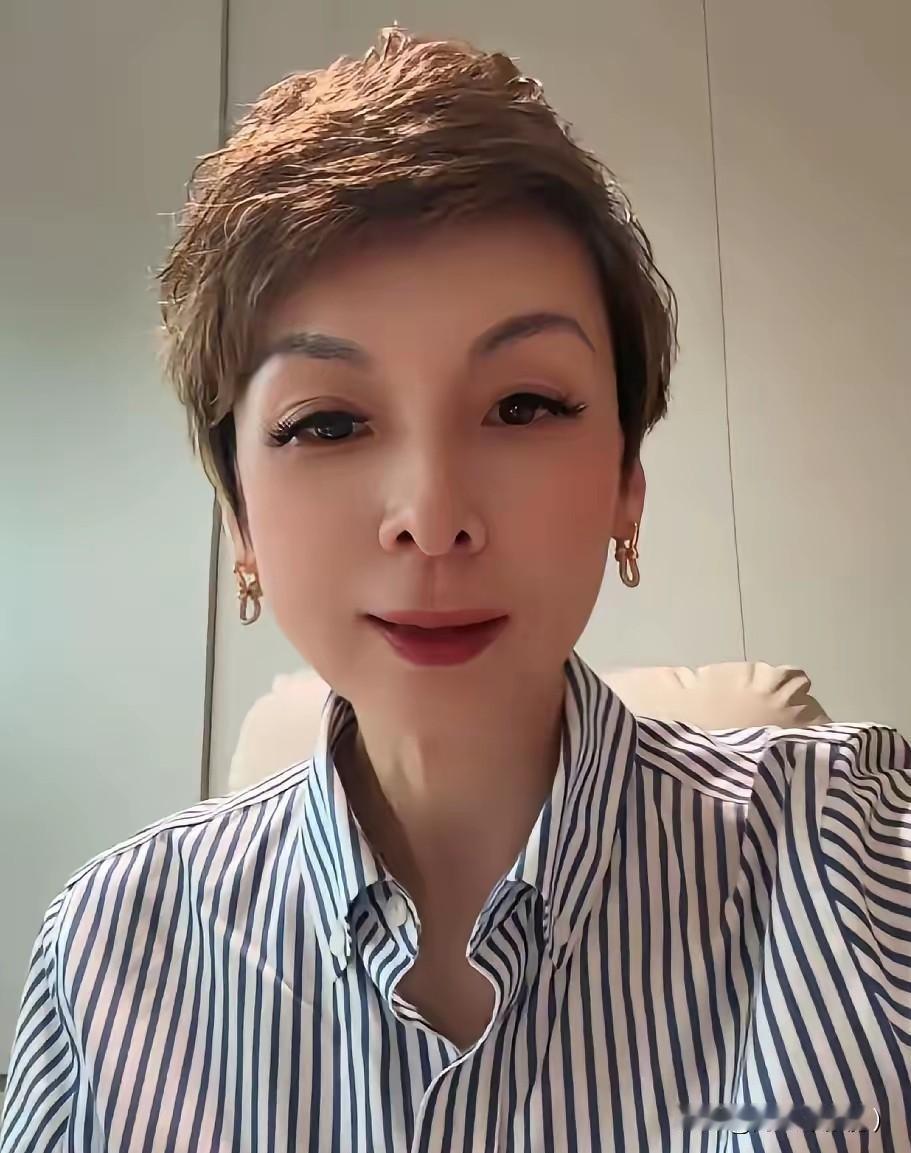 洋洋总频频现身马筱梅家中探望，对外一口一句关系和睦、真心疼爱孩子，还特意强调每次