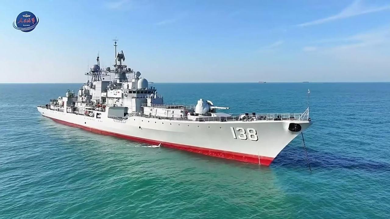 现代级138号泰州舰俯视图曝光，可见改装后新增的垂直发射系统和1130近防系统。