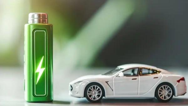 车还好好的，电池就不行了，咋办？新能源汽车正面临车辆与电池寿命不同步的行业难题