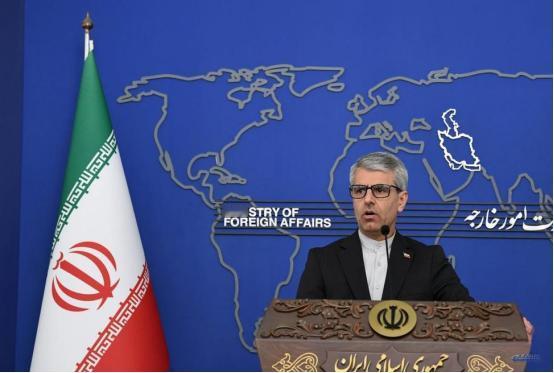 美军打击伊朗，除了俄罗斯，大概率没有国家去帮助伊朗，因为伊朗把人都得罪光了！20