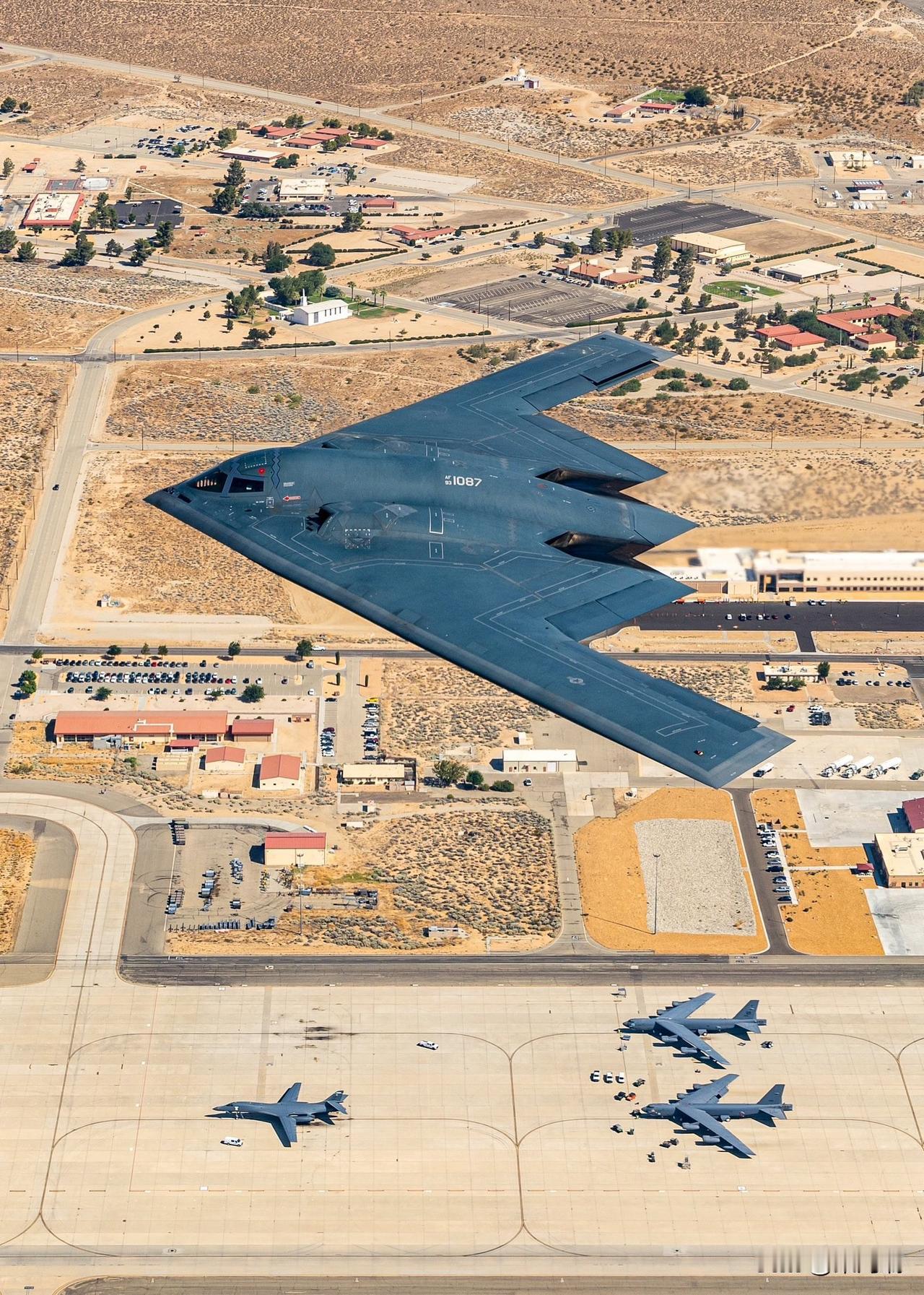 全世界最贵的军用飞机，由美国诺斯罗普·格鲁曼公司（NorthropGrumma