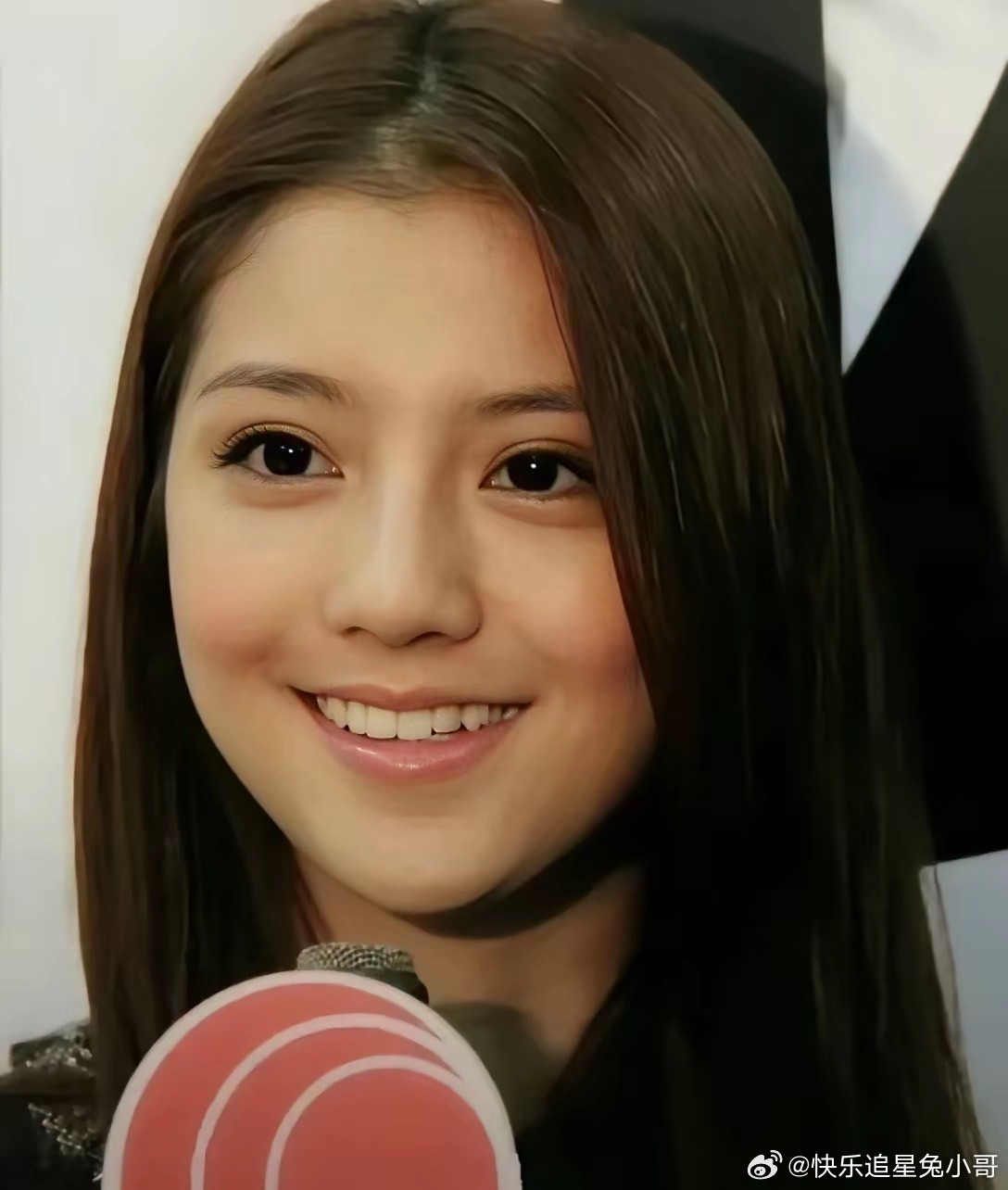 吴千语年轻的时候比现在漂亮，有种经济上行的美。