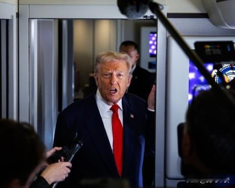 记者提问：“总统先生，请问你怎么看待副总统万斯在米兰冬奥会开幕式上遭遇到现场漫天