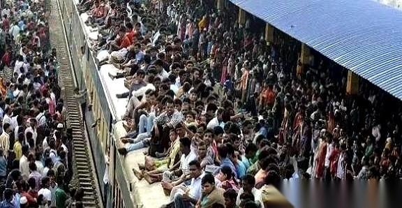 印度的人口，从根上就是一笔糊涂账。上一次全国普查，还是2011年的事。现在都快