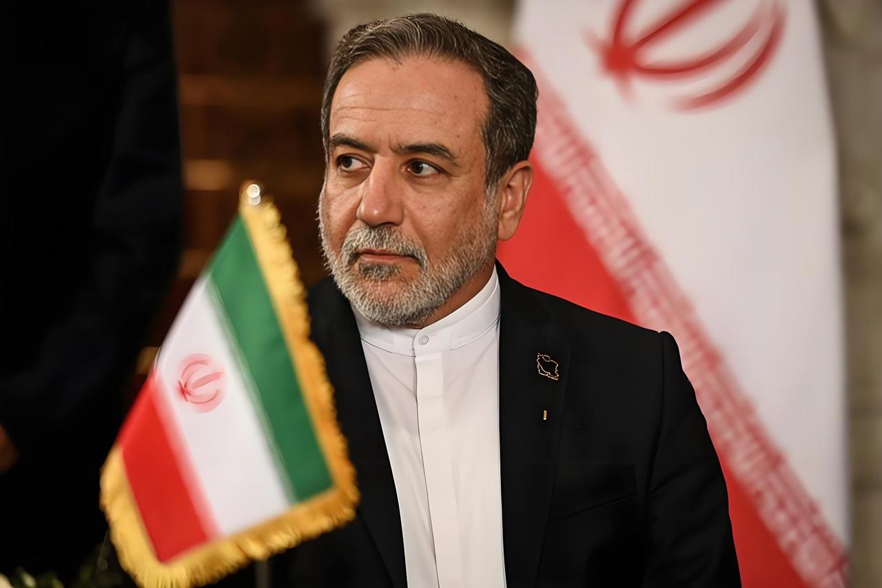 特朗普说：已经准备就绪了。哈梅内伊说：全部准备好了。内塔尼亚胡说：做好严厉打