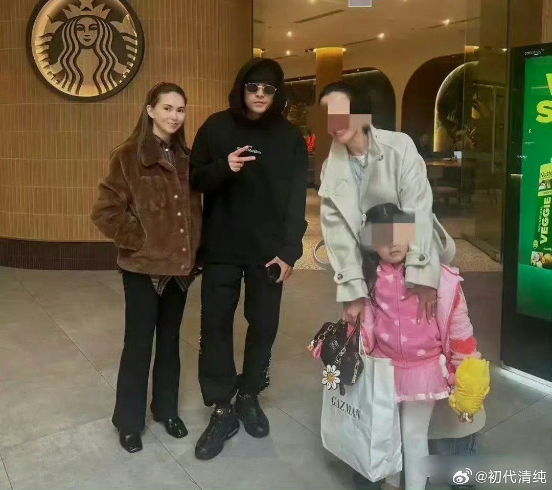 突然就理解周杰伦了，目测昆凌不高！