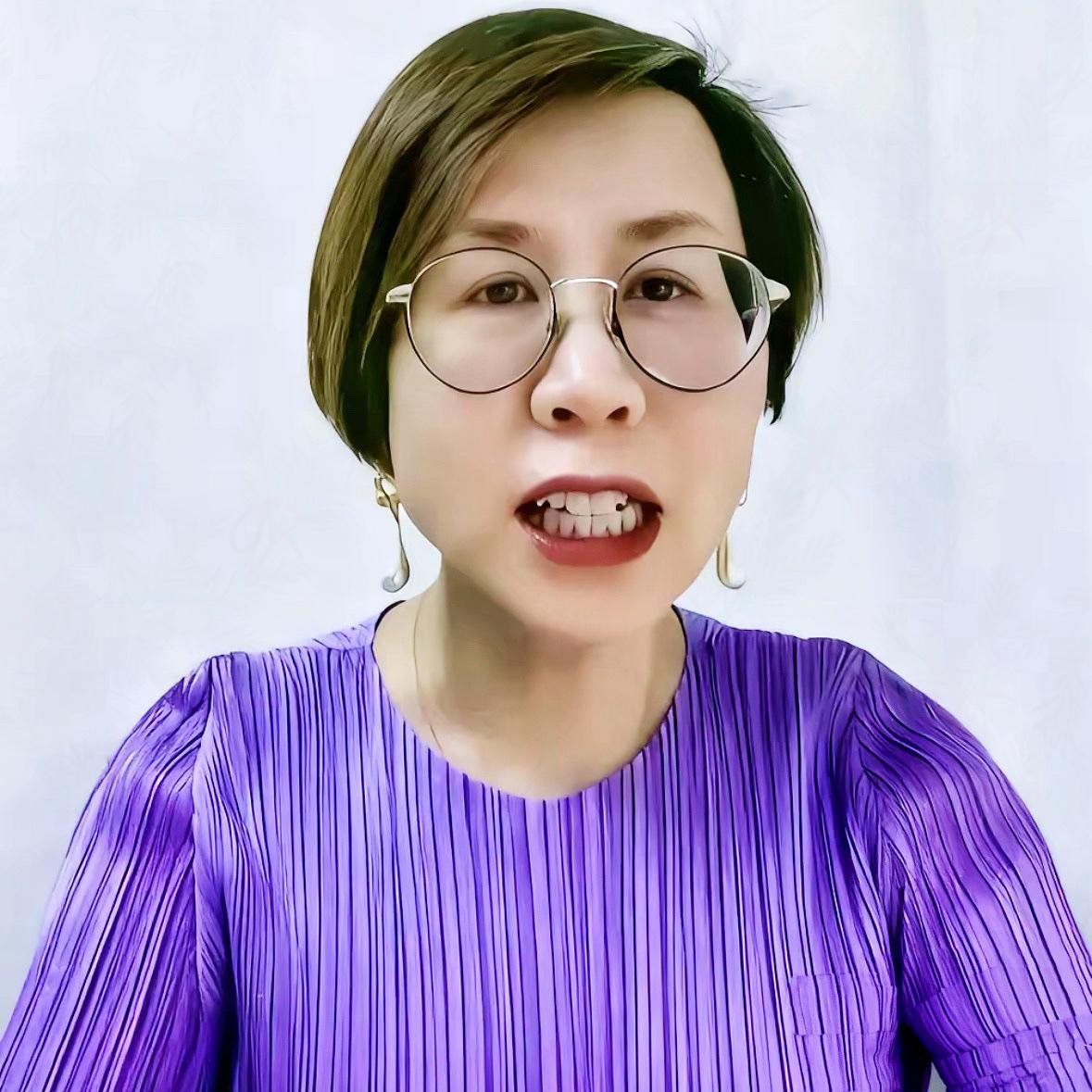 项立刚这次骂的真是太解气了！项立刚批评某些法学专家的双重标准：一方面主张与西