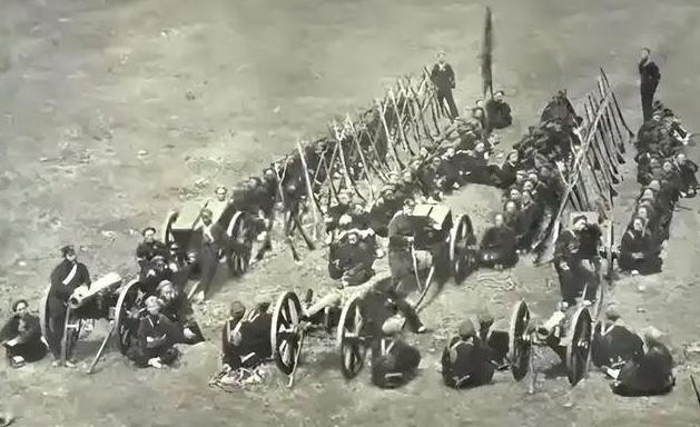 清朝的将领一般只有两种结局：打赢了，回去加官进爵；打输了，回去被砍。很少有哪个将