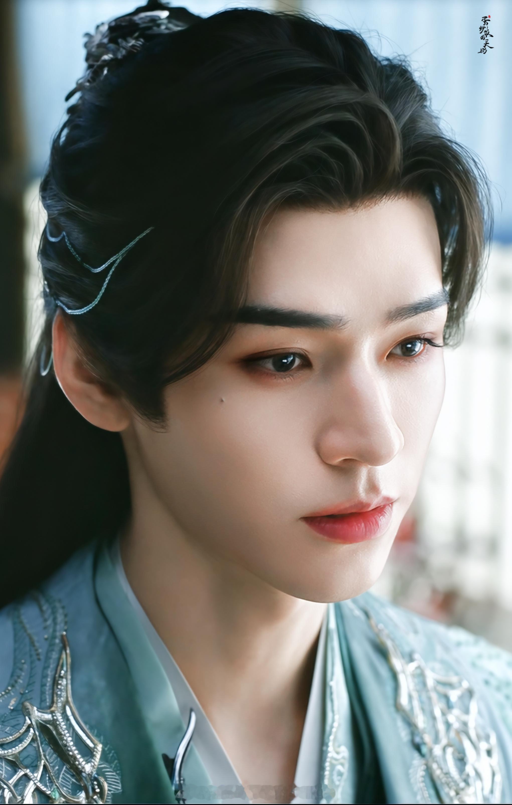 🍉《凤舞九天》主演：龚俊男演员：郑业成、王以纶、全伊伦、昌隆、李卿、佟梦实、陈