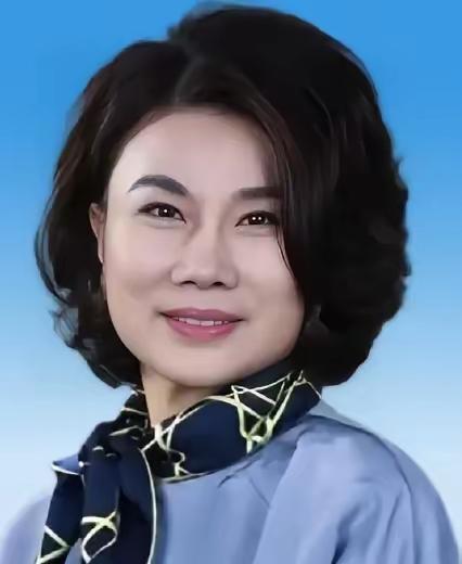 2015年，魏银仓用手段把董明珠耍得团团转，并成功骗取26亿，之后又麻利地逃往美