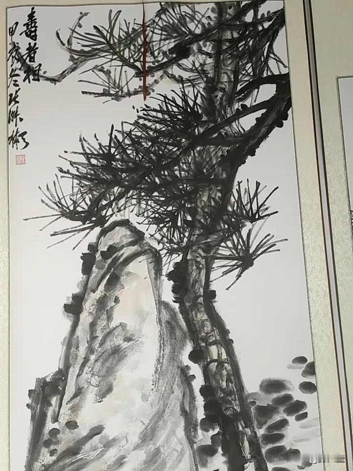 属龙人野心大吗？那必须大啊！属龙的人天生就是战略家，他们的视野从不局限于眼前的琐