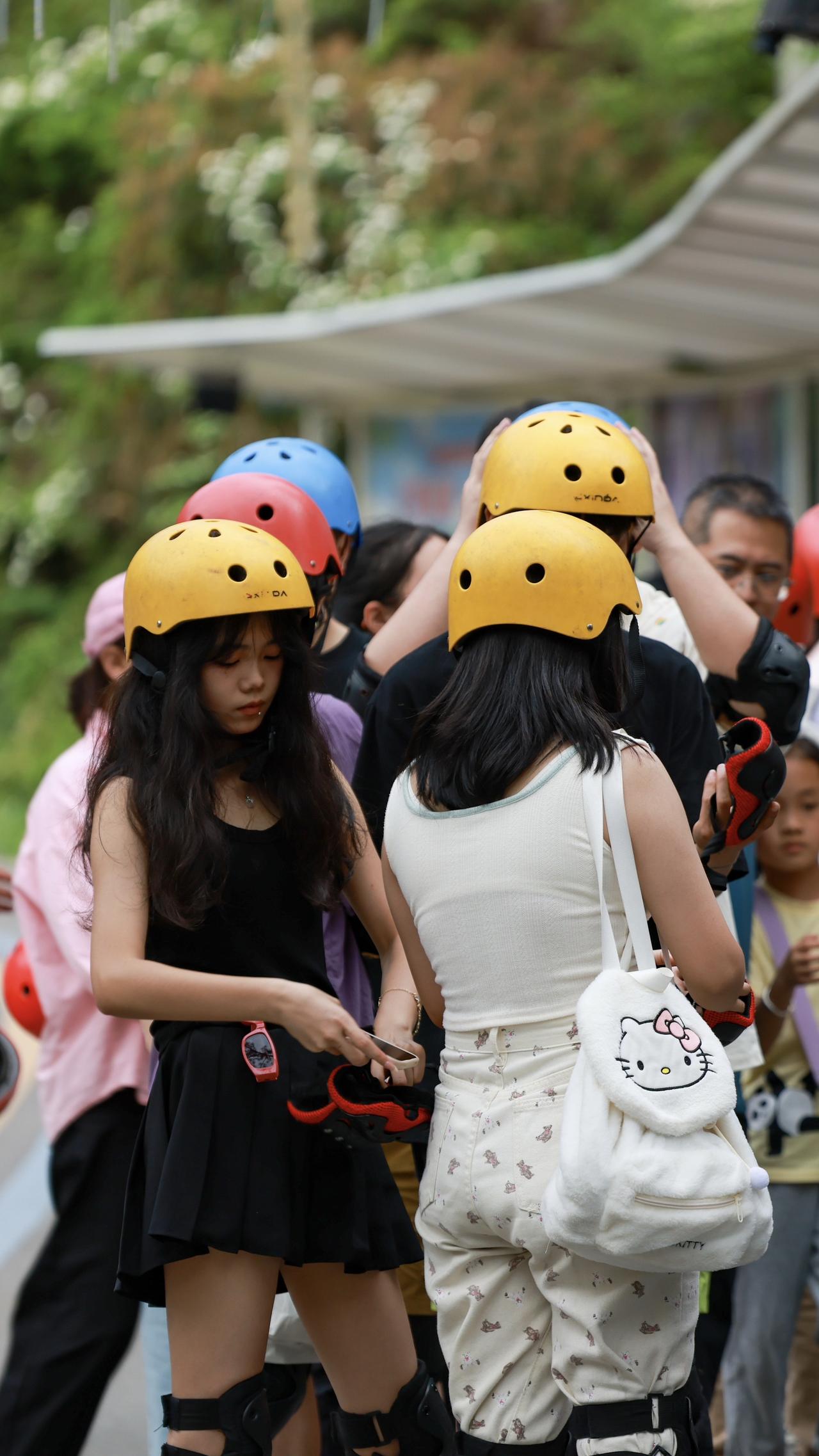 组图｜昨日像那东流水。魅力女人美出高级完美身材