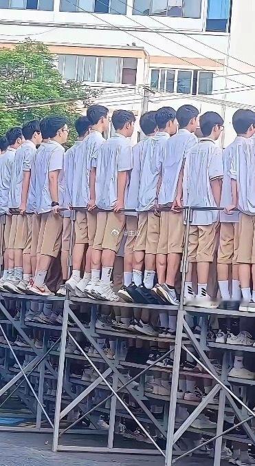 学校的安全意识还是有的.