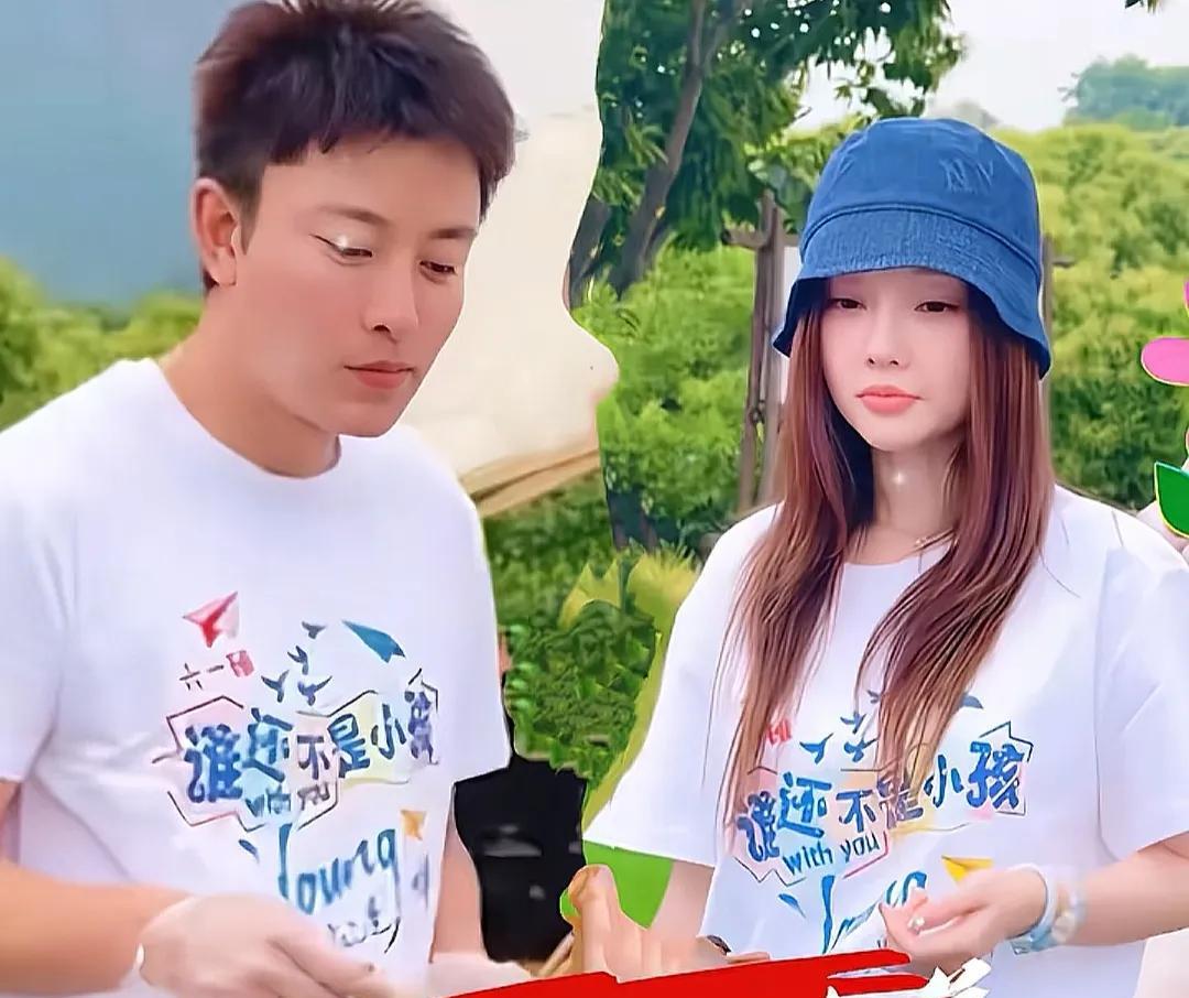 李小璐和贾乃亮都是体面人啊，虽然离婚了，但是为了孩子经常合体，要不一起带孩子玩，