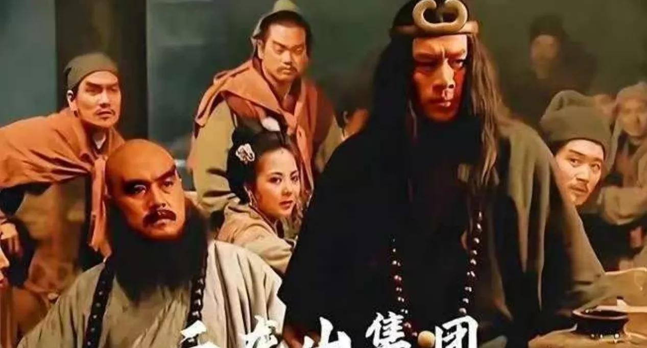 《水浒传》为何能位列四大名著？你看看这个小细节：柴进用洪教头试探林冲的武功，可武