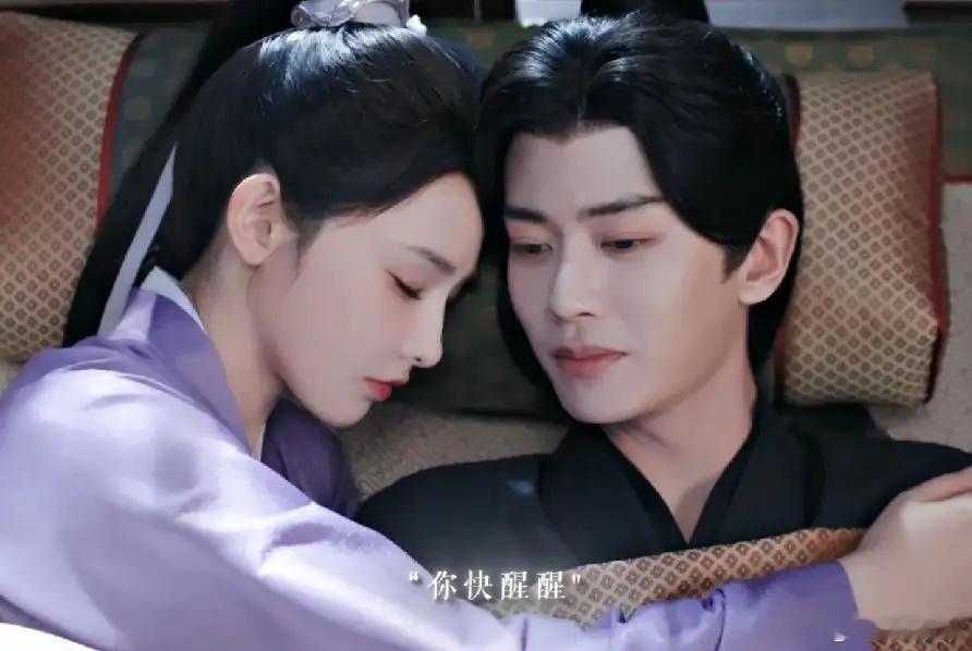 不尊重观众的后果最近播出的电视剧一部接着一部扑《凤凰台上》高开低走，周六，周日连