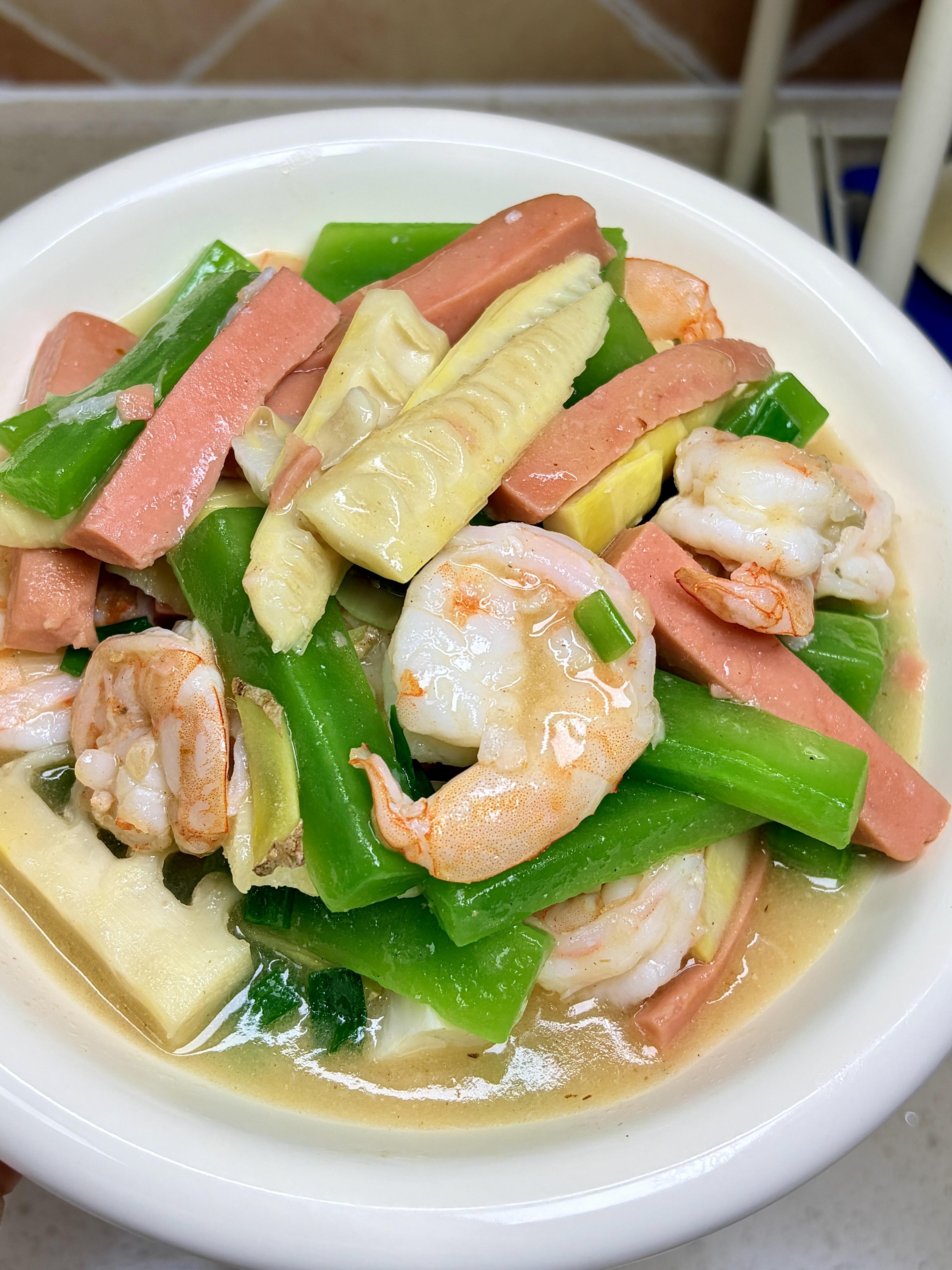 春笋别再凉拌了！教你这招，鲜甜脆爽不涩口，春天吃这口真绝了春天的菜市场，莴笋脆