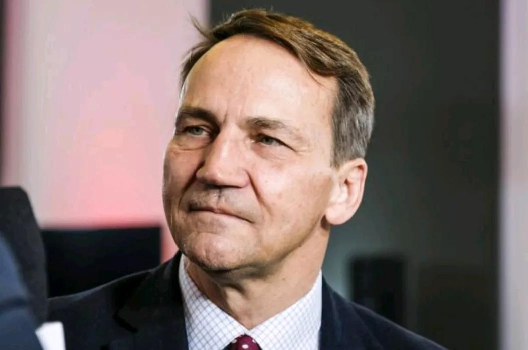 欧洲新闻网报道，当地时间18日，因匈牙利威胁将中断对乌克兰的柴油供应，波兰副总理