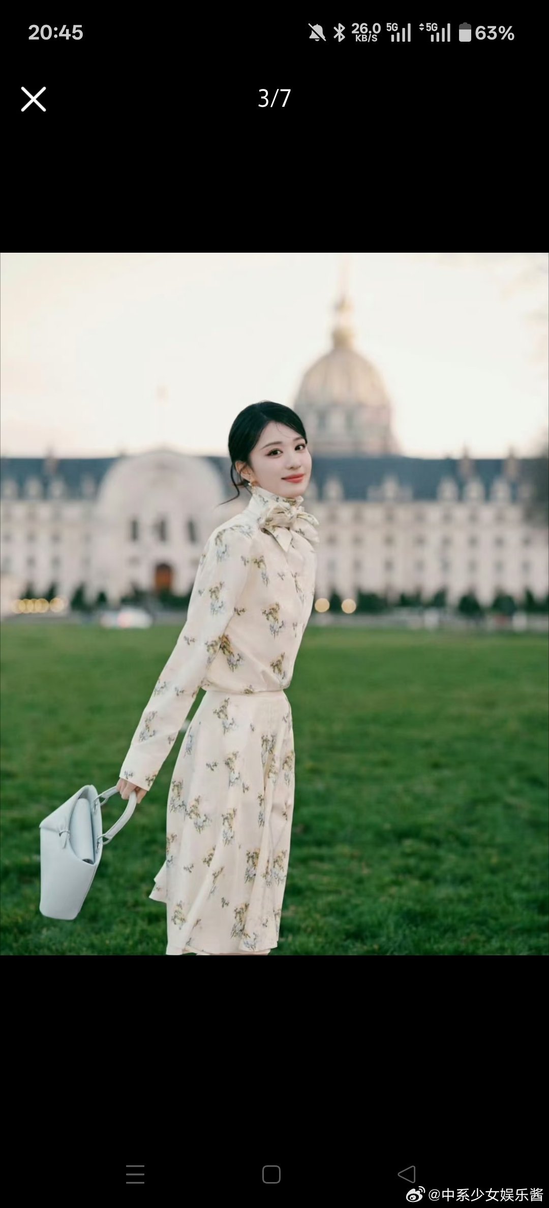 王楚然李昀锐在时装周上争气嘛