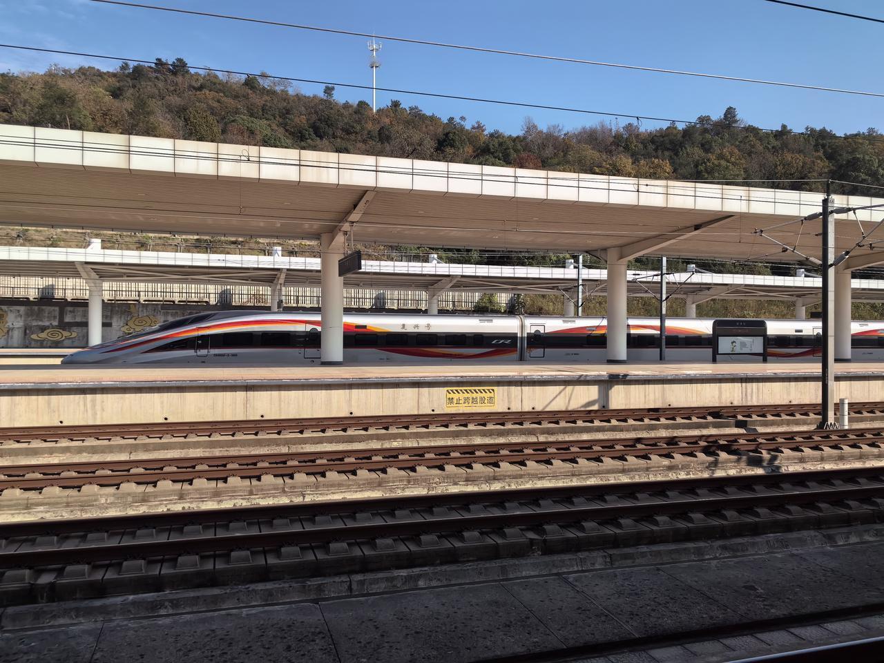 别划走！长三角铁路放出「懒人旅游王炸」！15天随便坐，狂省130元！“再也不用