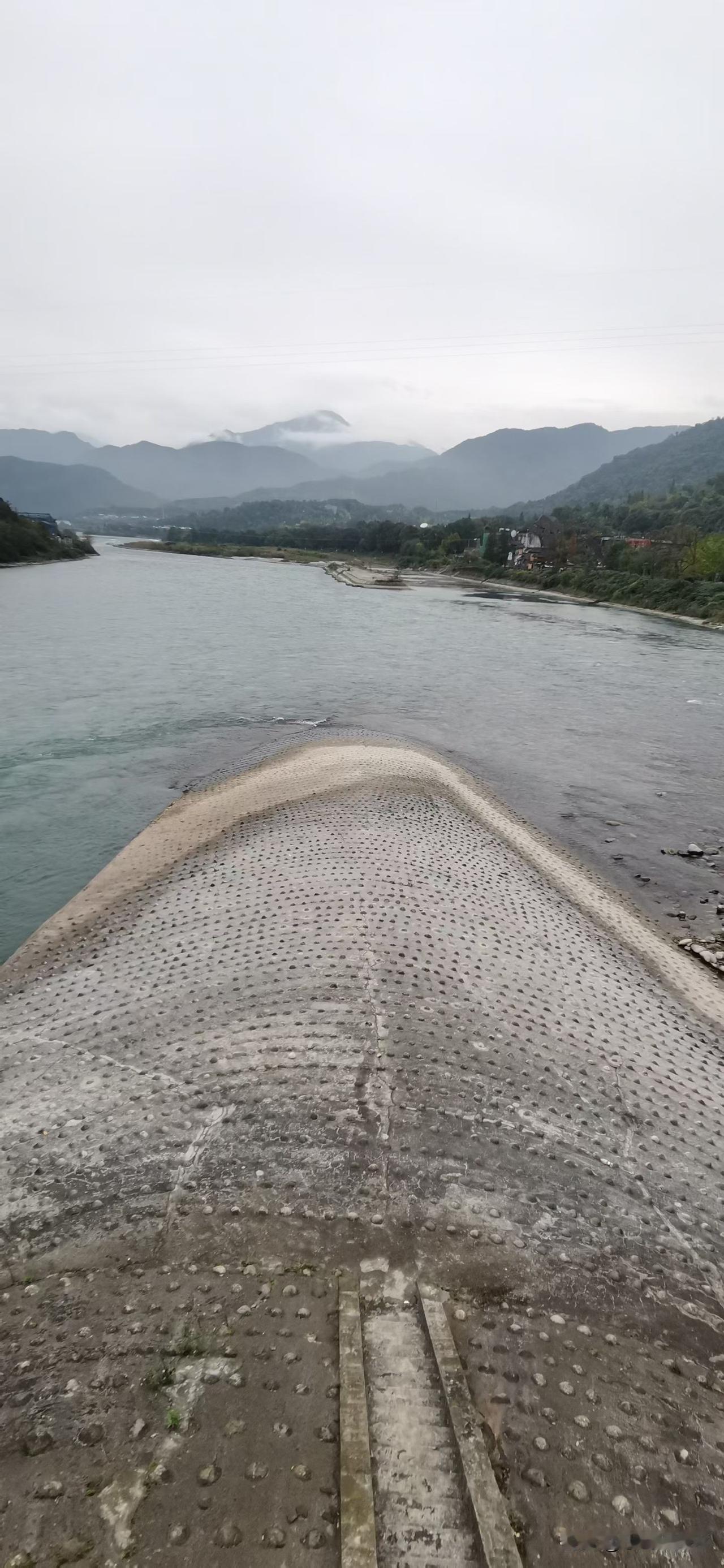 周六武汉地铁客流量连续六天超400万人次[呲牙笑][呲牙笑][呲牙笑]爆料身边事