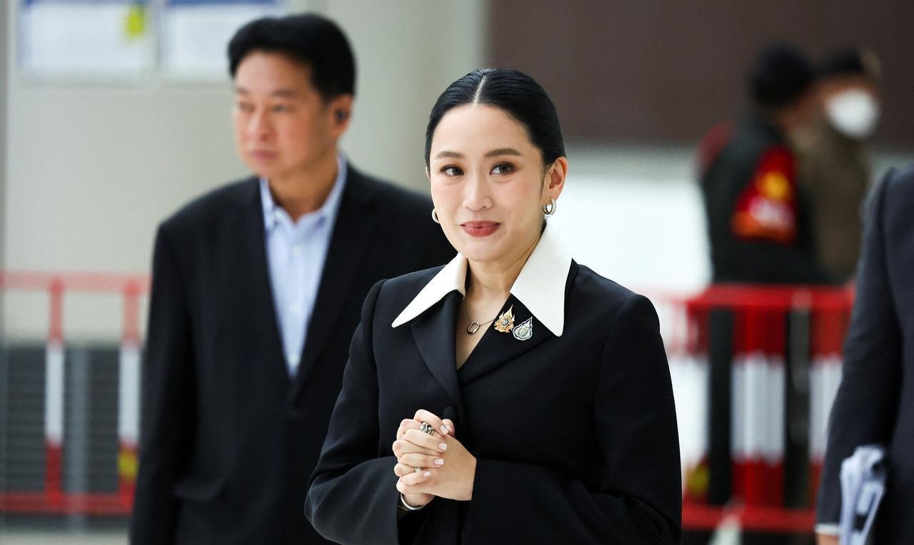 佩通坦迎来大结局，“他信王朝”就此崩塌，对中国影响有多大？当地时间8月