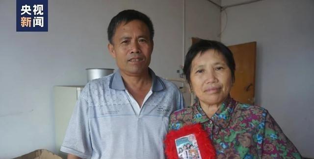 1999年，湖南一男子丧偶后，与邻村一离婚女子结婚，一家人靠男子种地为生。某天男