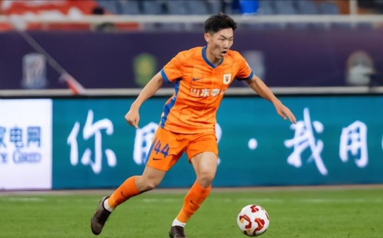 山东泰山主教练唐田再次明牌。在与申花的赛前新闻发布会上，面对记者提问密集赛程如