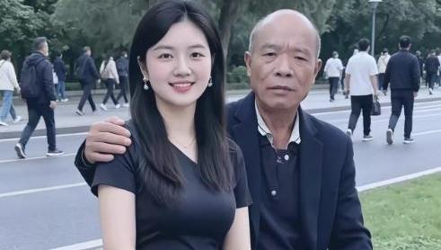 看到这张照片，你第一反应是不是也以为这是父女？其实，他们是一对有证的合法夫妻，只