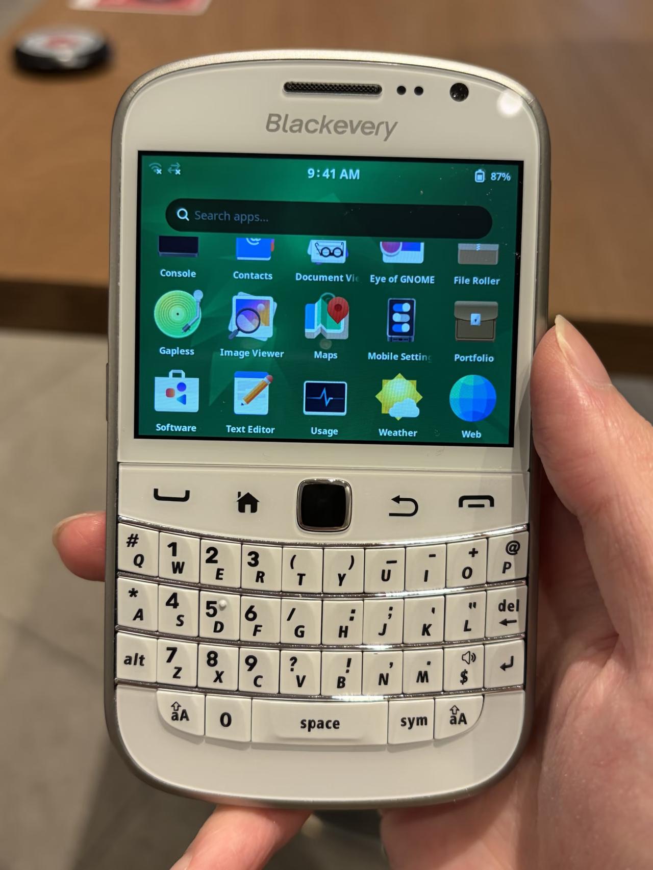4GLinux口袋机f9900效果展示展讯芯片支持各种Agent软件