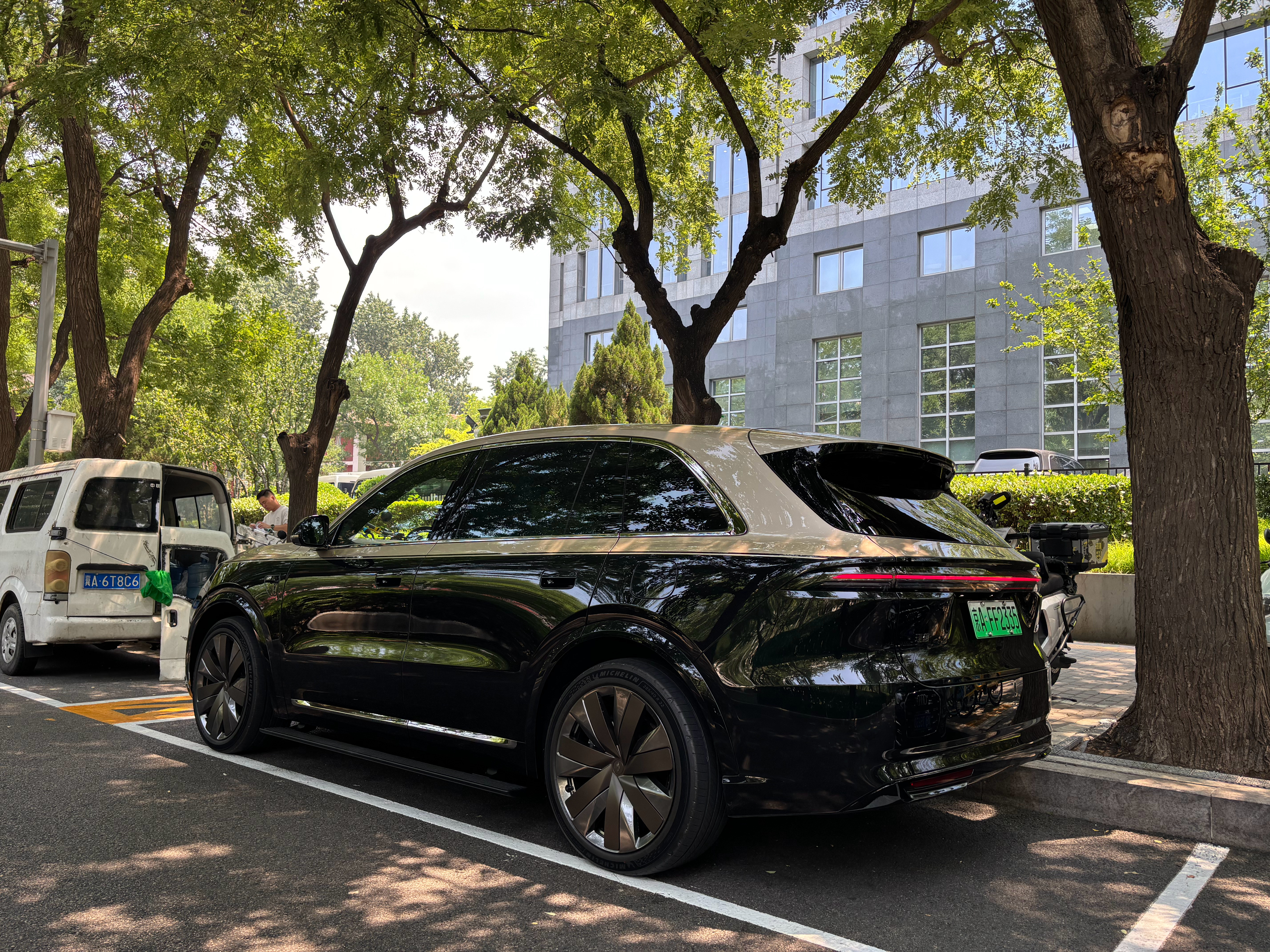 我的理想L8Livis来了想知道什么，留言告诉我！