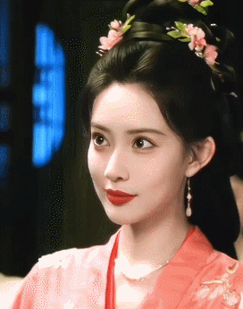 谁懂孟子义前4集的美貌孟子义的美貌根本不需要任何美颜滤镜，这张脸实在是