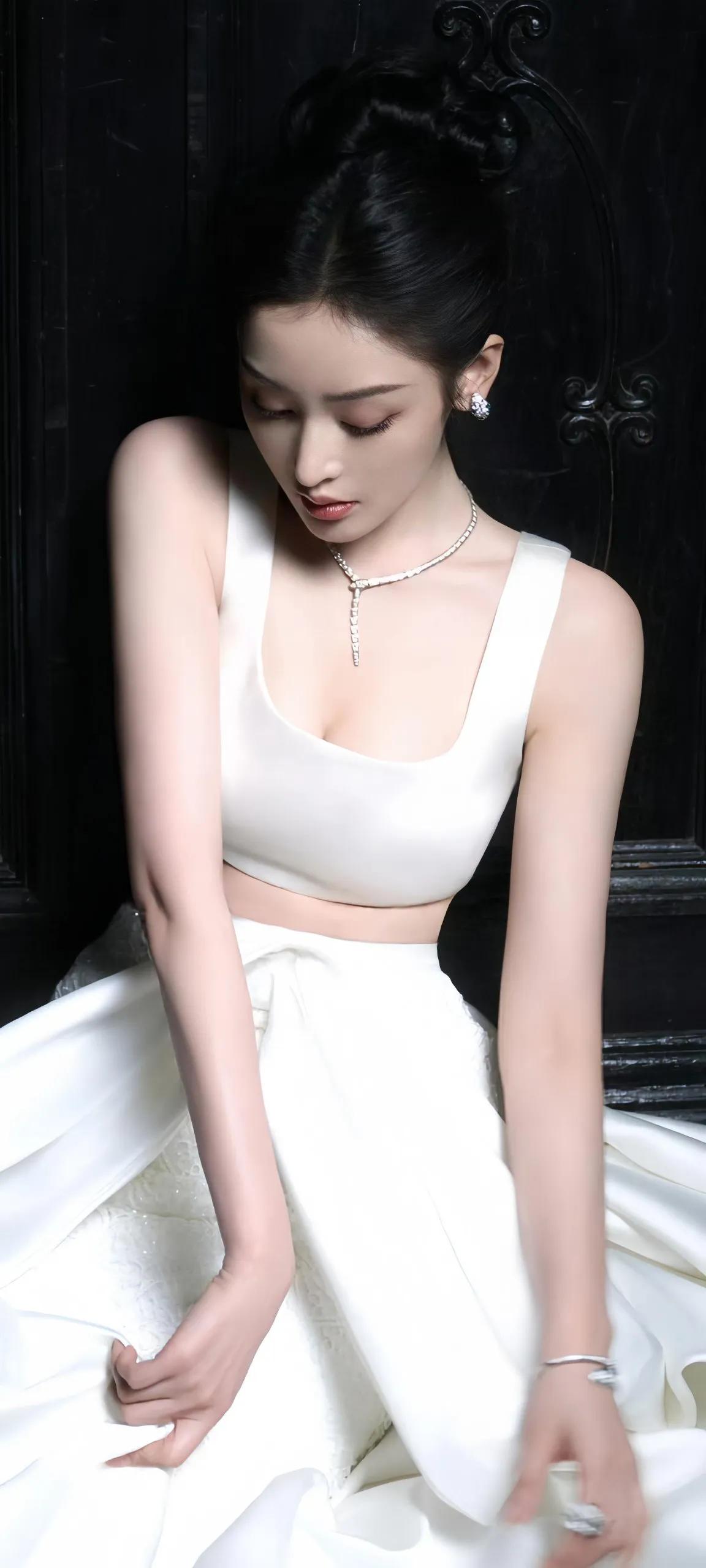 张天爱高清性感写真来啦！||美女明星性感气质[话题
