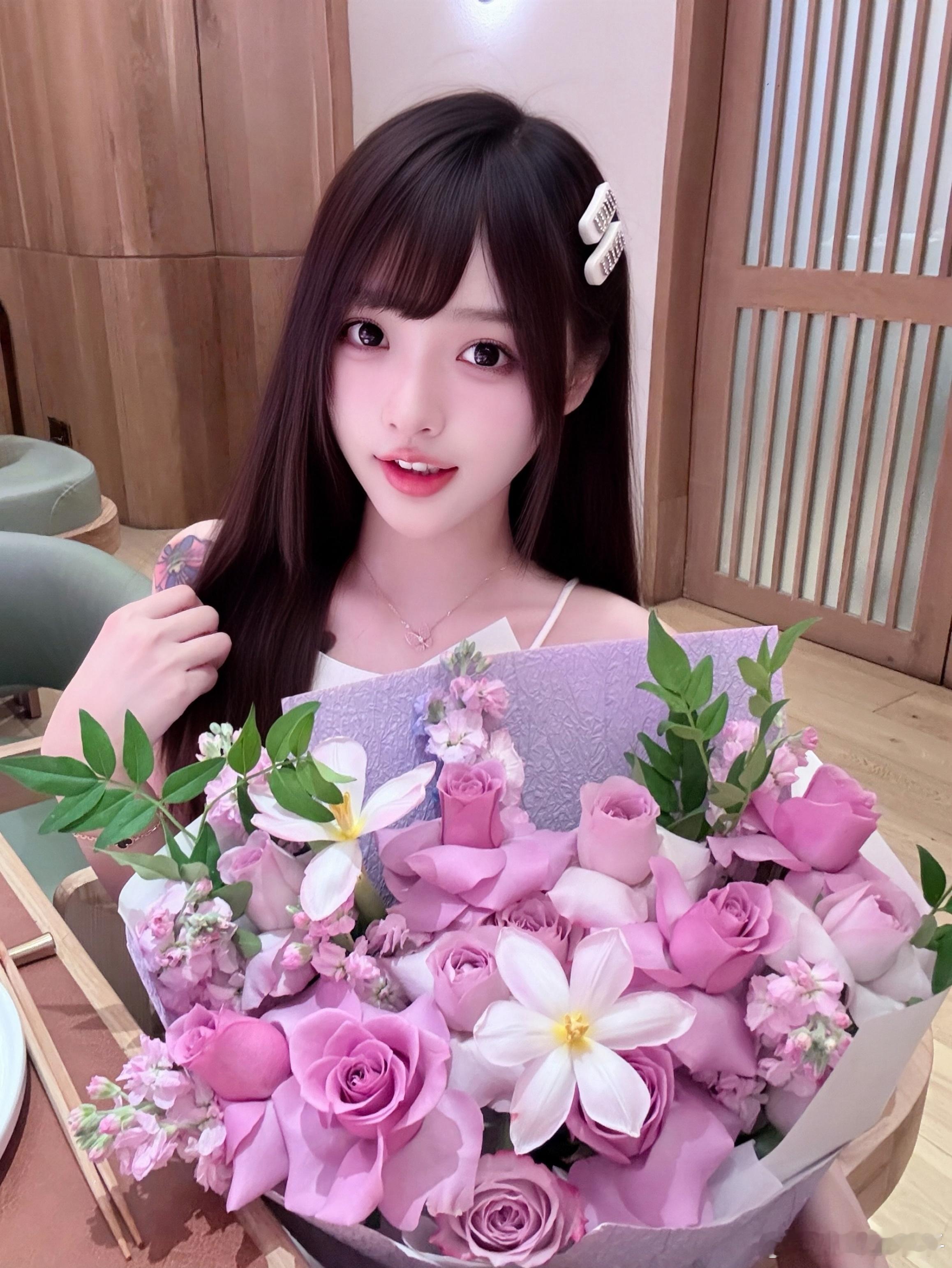 好喜欢花花🐰​​​