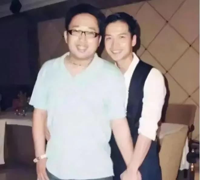 许荔莎“鲨疯了”！公开爆料说许凯在她面前说，于正一直忘不掉白月光何晟铭，直接引爆