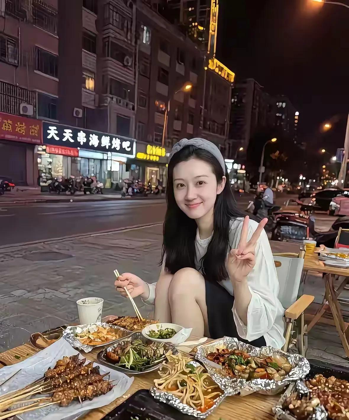 现在有的年轻人是真懒不，经常点外卖，吃外面的不做饭朋友说，去趟菜场半小时，切菜