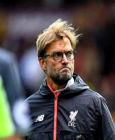 球员想让主教练下课，原来真有“剧本”！训练场上直接开摆，比赛出工不出力。