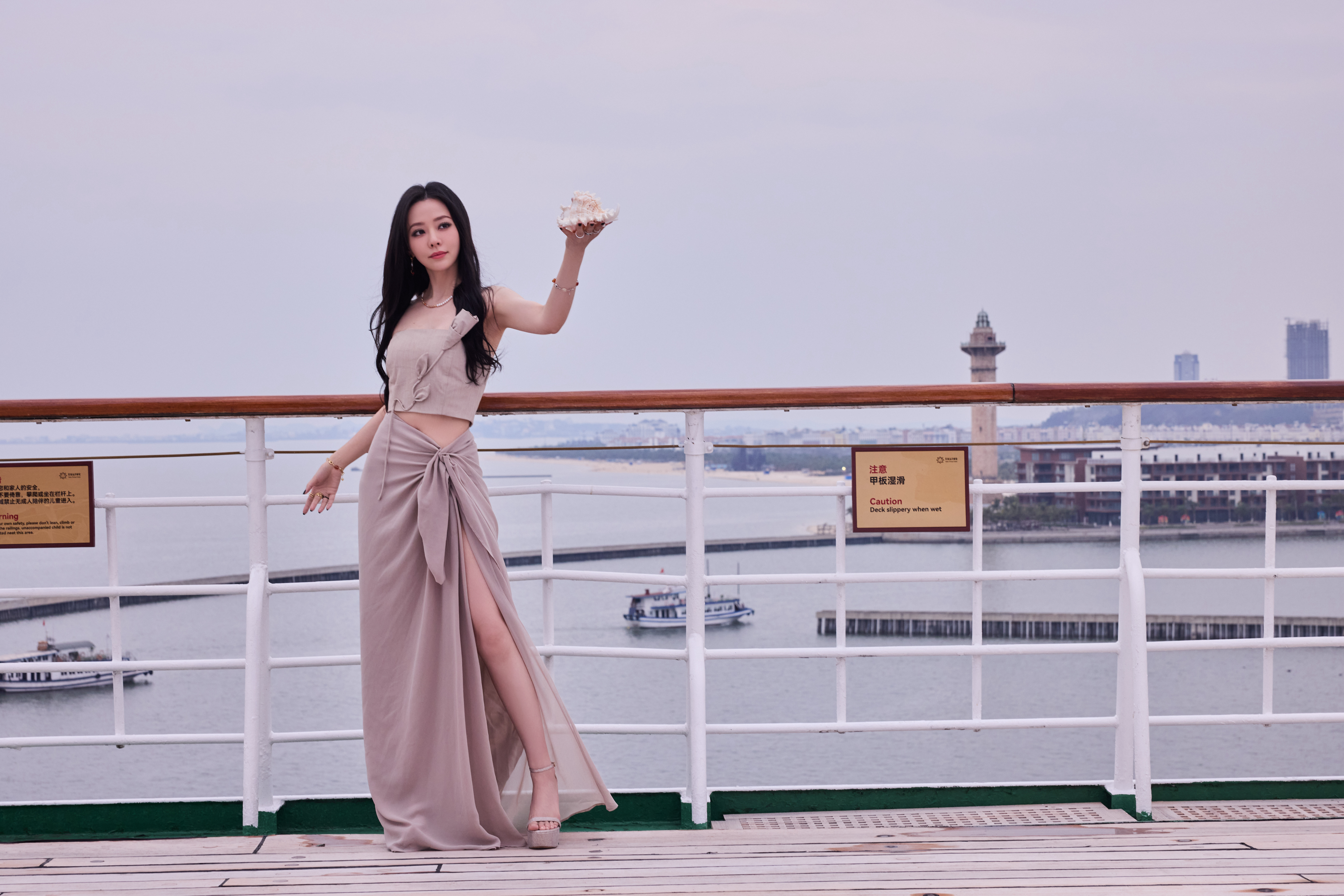 张靓颖在复制粘贴的时代，你是手写的诗