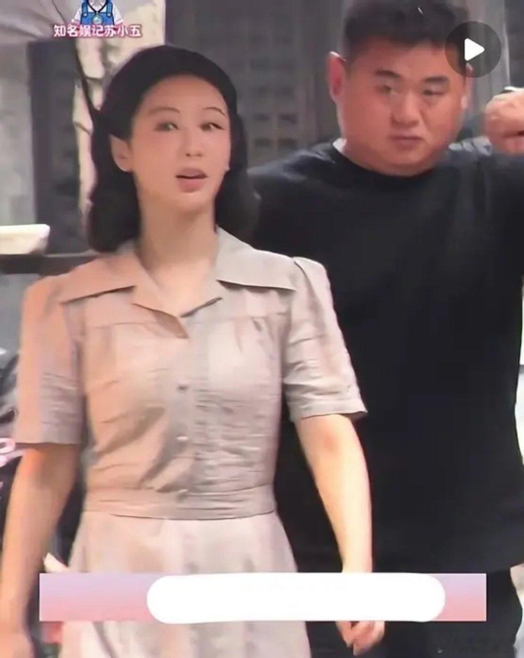 杨紫肿成这个样子，这真的是一个拍戏演员的状态吗？