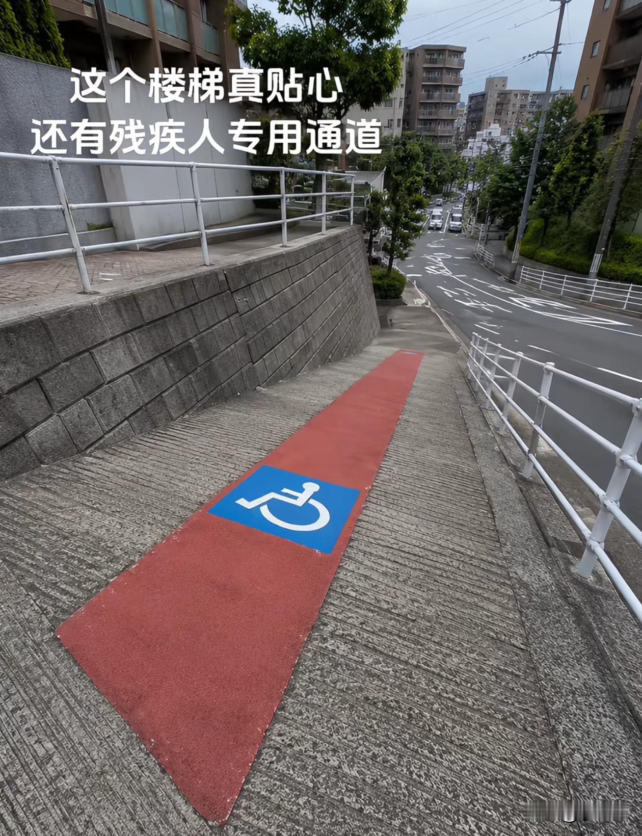 总感觉哪里怪怪的