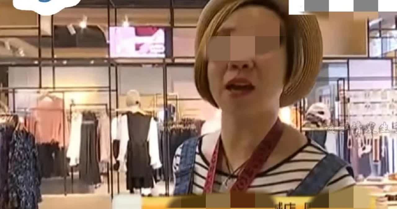 “引人深思”，浙江杭州，一男子来到商场购物，工作人员为其介绍大衣，声称原价200