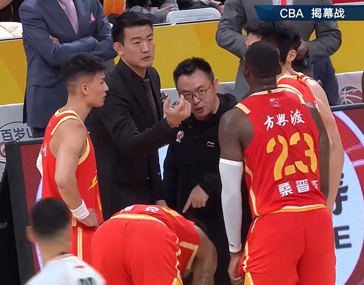 10分10板！王博变非“废”为宝，收获了广厦队赢球的奇兵昨晚，CBA新赛季的比