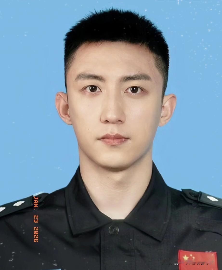 黄景瑜花300万买了一张太空票，我倒不好奇反而让我好奇的是，他这一去，能