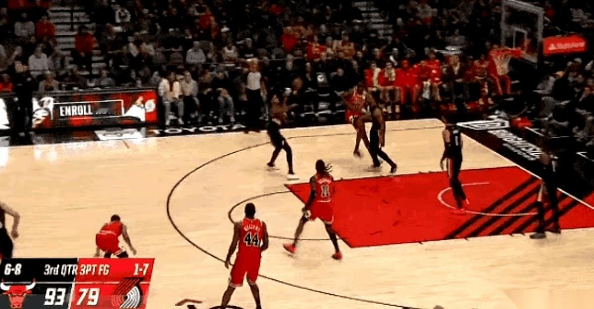 讲真，看到杨瀚森那个球，我差点把遥控器给捏碎了。就那么个送到嘴边的机会，篮下空