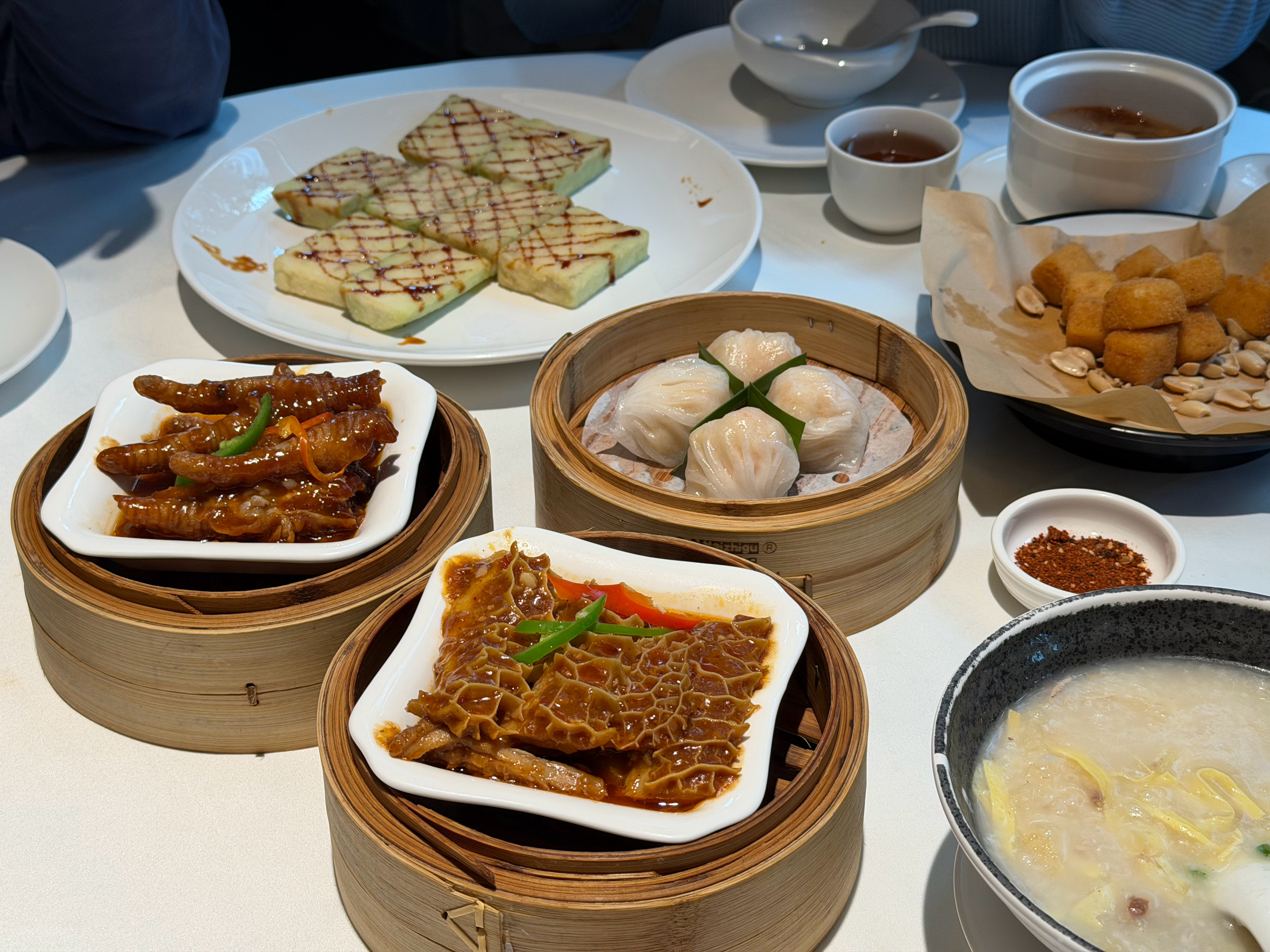 三个多小时，64元的停车费，不愧是广州，但确实蛮好吃的，粤菜无敌。