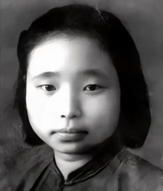 竹签子钉进十指是什么感觉？这种痛，一般人想都不敢想。1948年6月，就是因为叛
