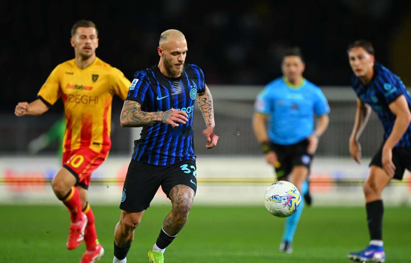 莱切vs国际米兰莱切0比2国际米兰泽林斯基现在的表现，让人基本忘了恰20，现在