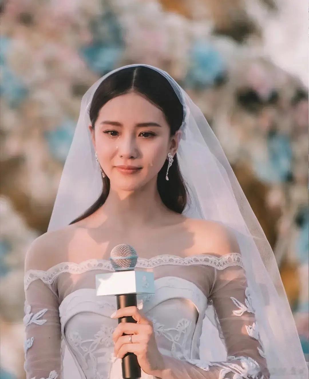 刘诗诗结婚时🆚现在，还是留下了岁月的痕迹